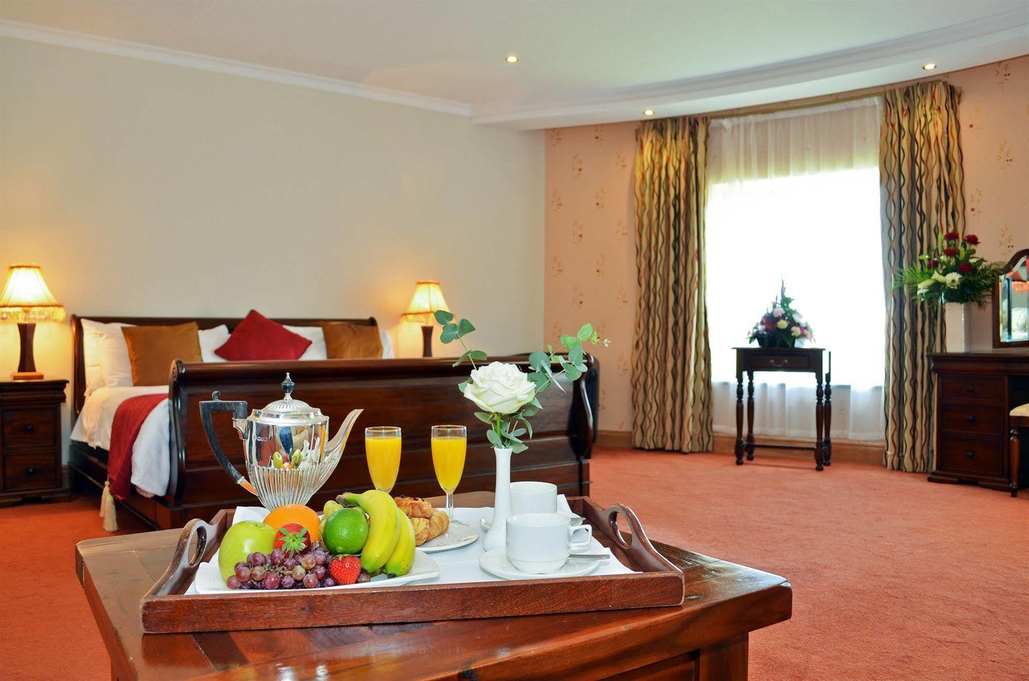 Broadhaven Bay Hotel 벨물릿 외부 사진