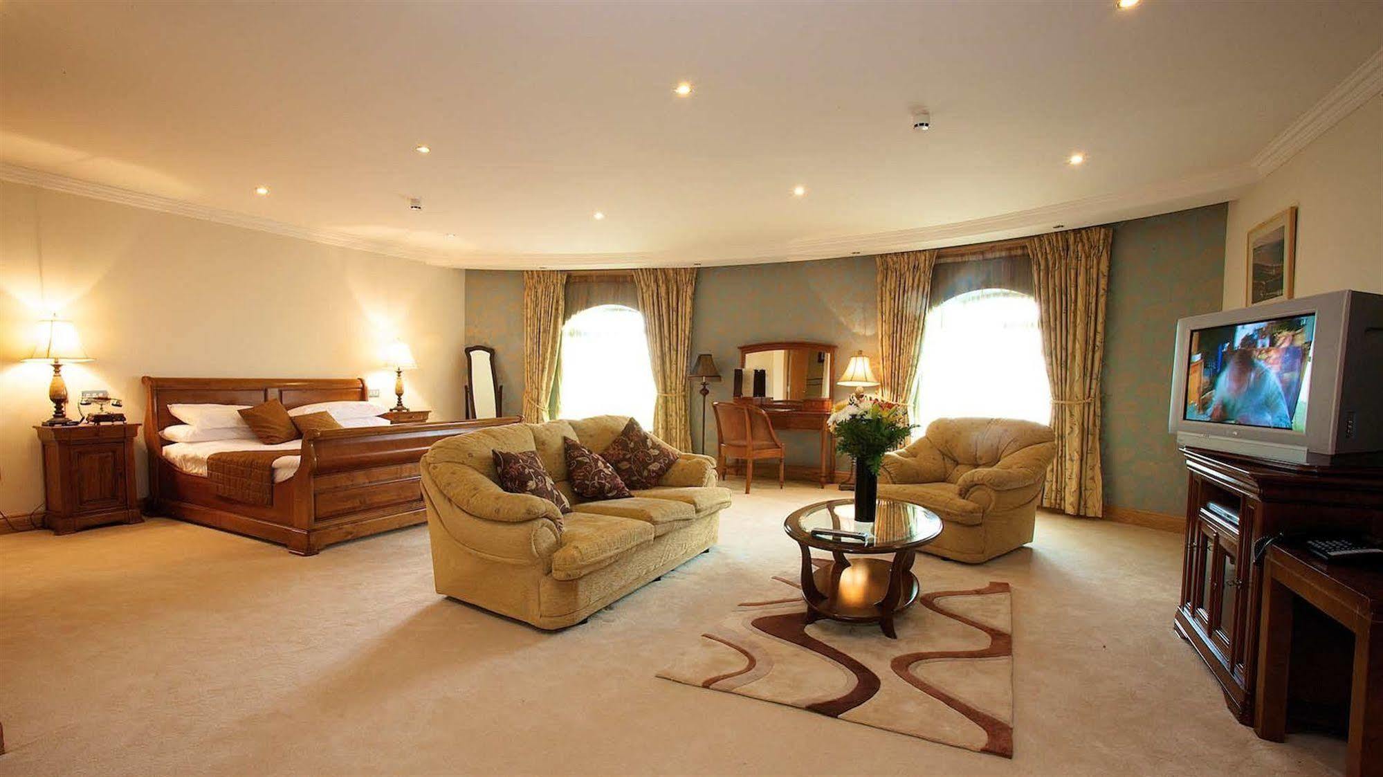 Broadhaven Bay Hotel 벨물릿 외부 사진